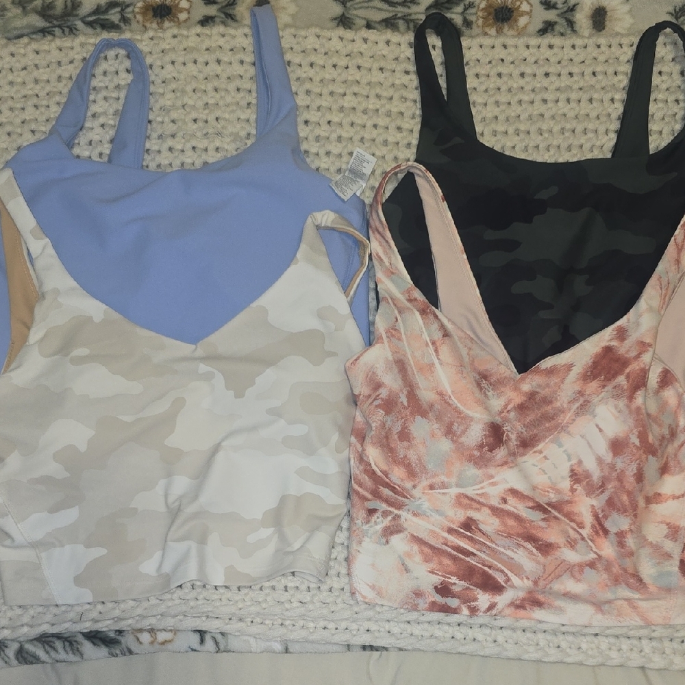 Bundle of Old Navy powersoft sports bras